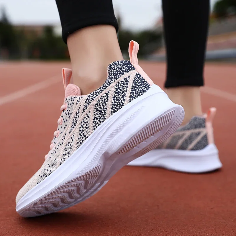 

Women Lightweight Sports Casual Sneakers Ladies Non-Slip Fashion Jogging Shoes New Style Flying Weave Breathable Running Shoes