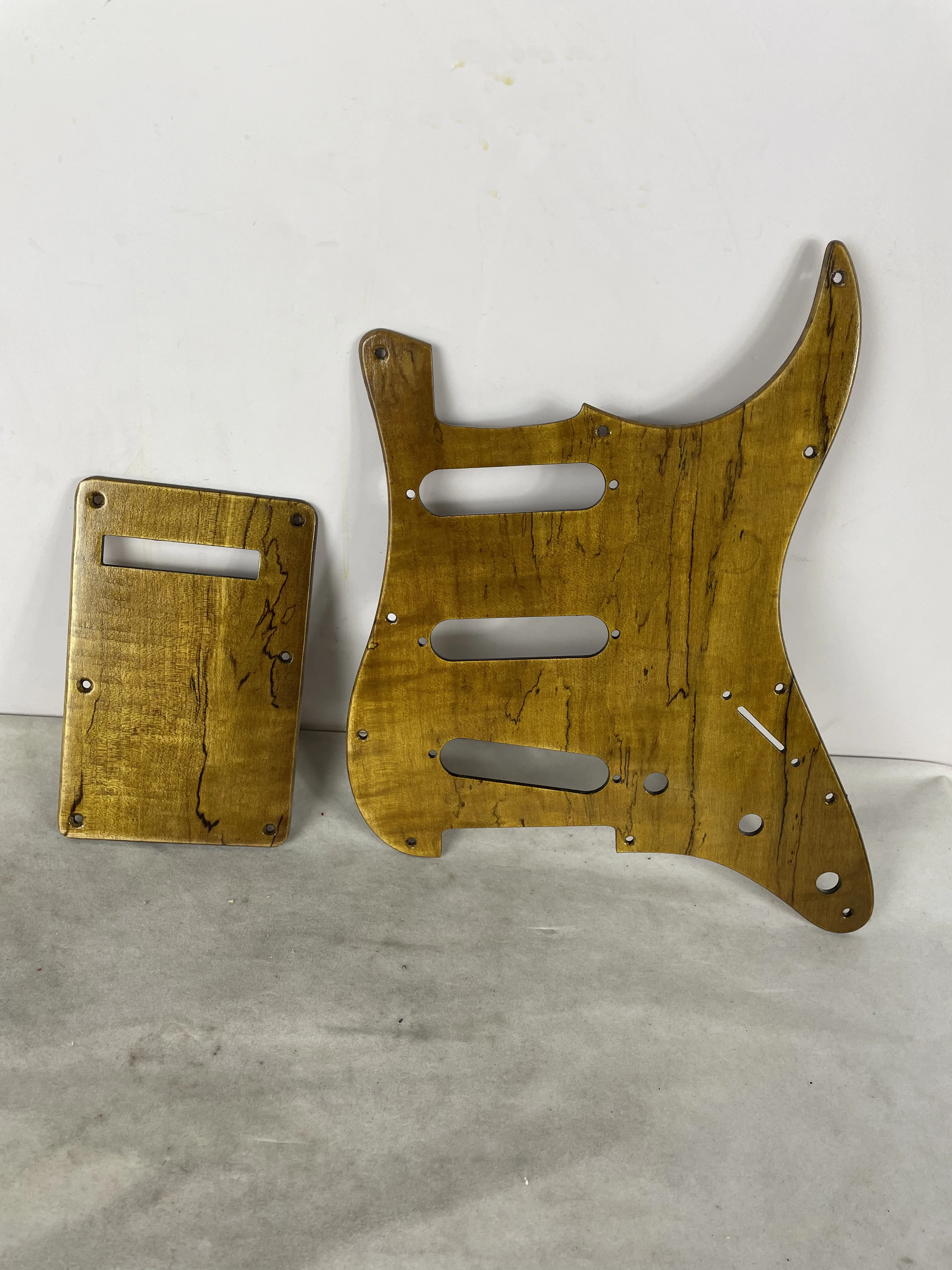 Flamed Maple Wood Guitar Pickguard, SSS Finished, Natrual Wooden Color, Pick Guard, Back Plate and Screws, A Set