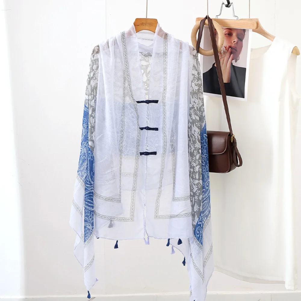 

Elegant Knot Button Sunscreen Scarf Shawl Tassels Flower Cardigan Cape Paisley Soft National Style Cloak Beachside