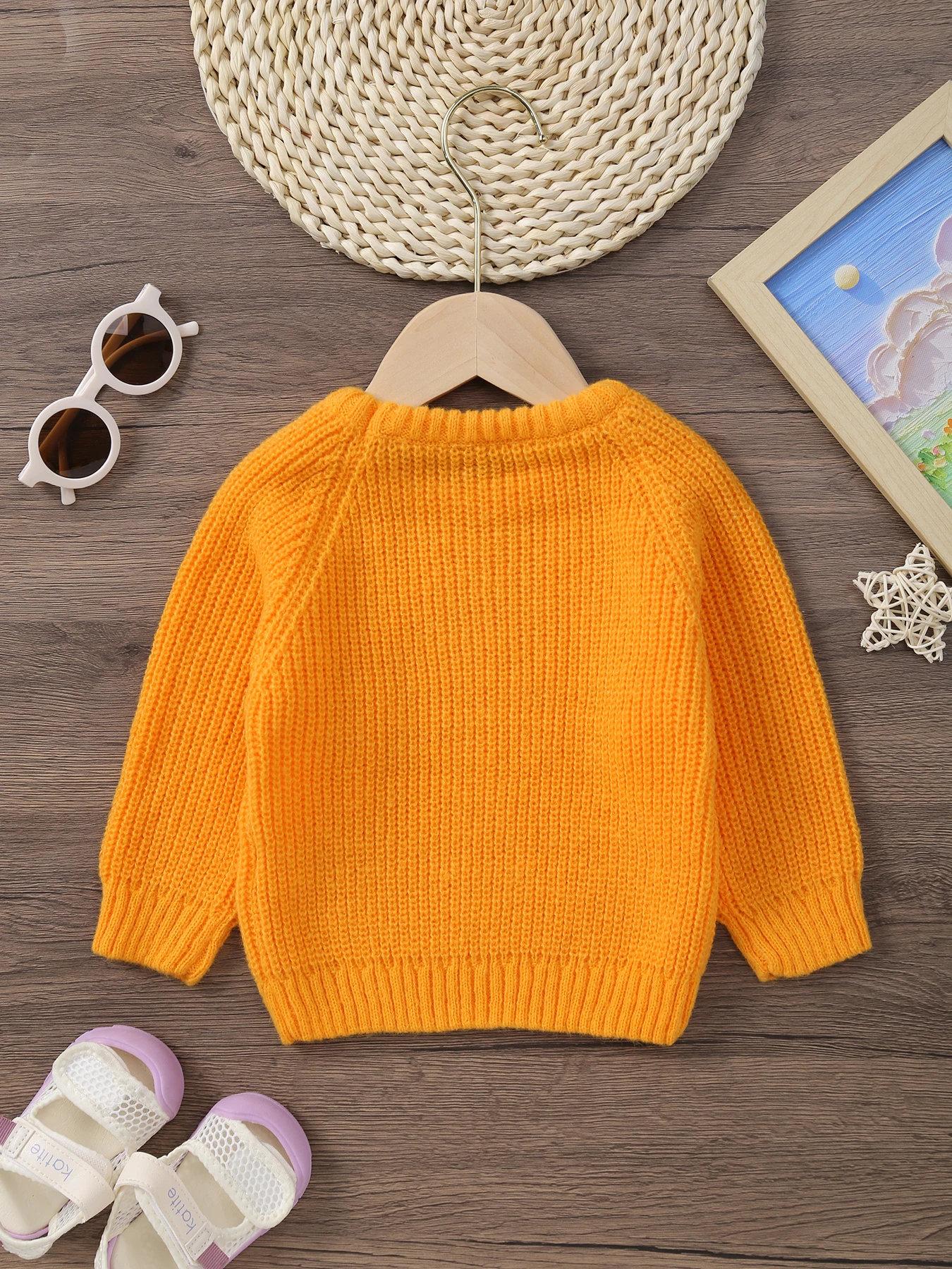 Fashionable Infant and Toddler Vitality Solid Color Long sleeved Casual Comfortable Round Neck Casual Knitwear