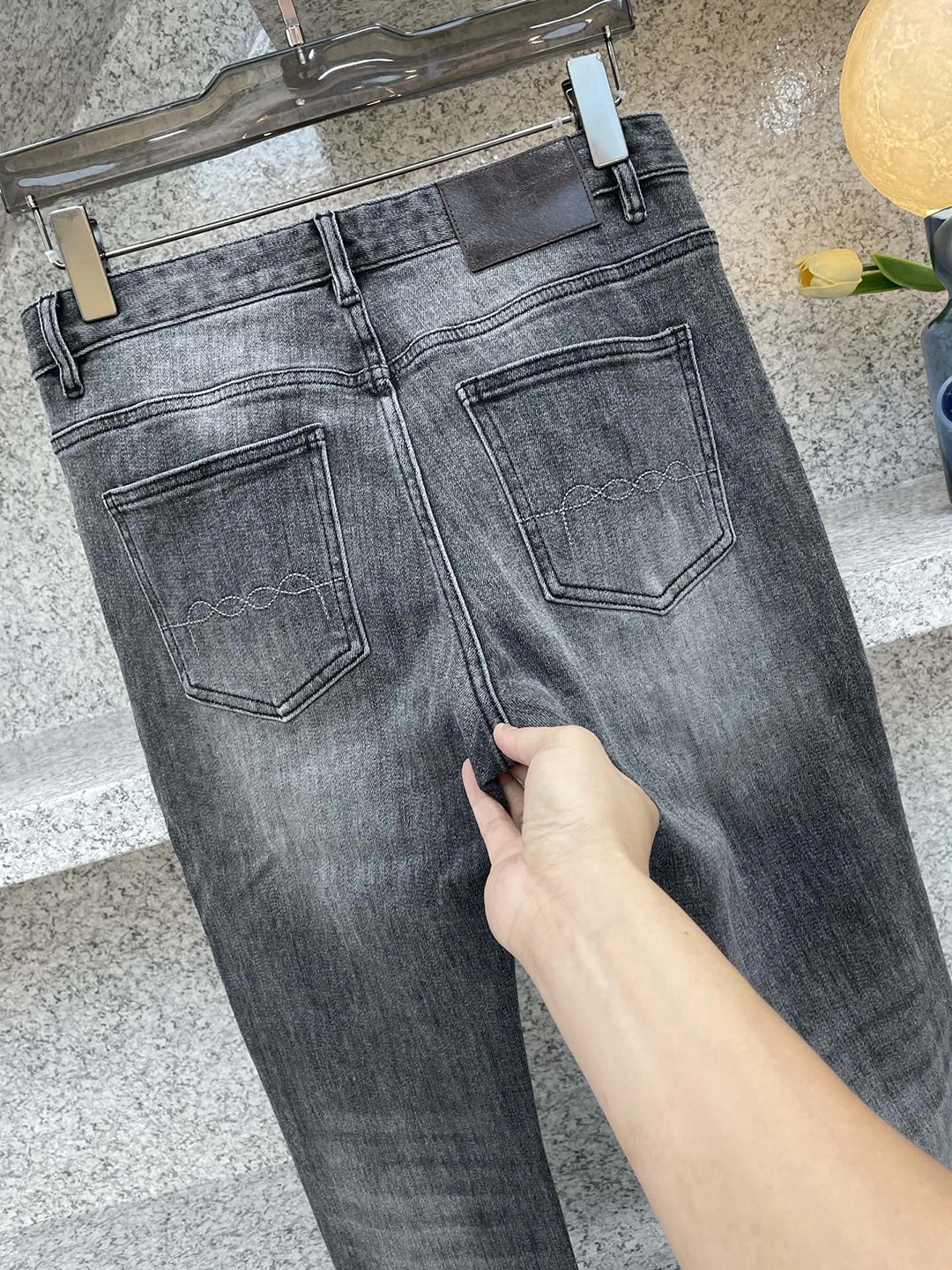 thumb