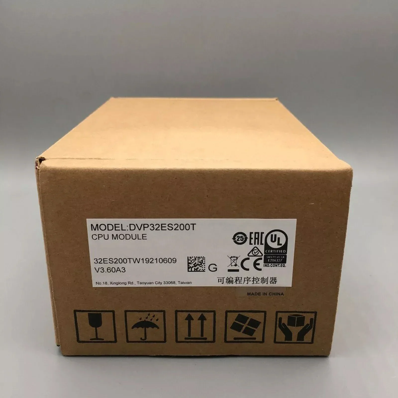 Novo módulo PLC original em estoque DVP64ES300T DVP32ES200T