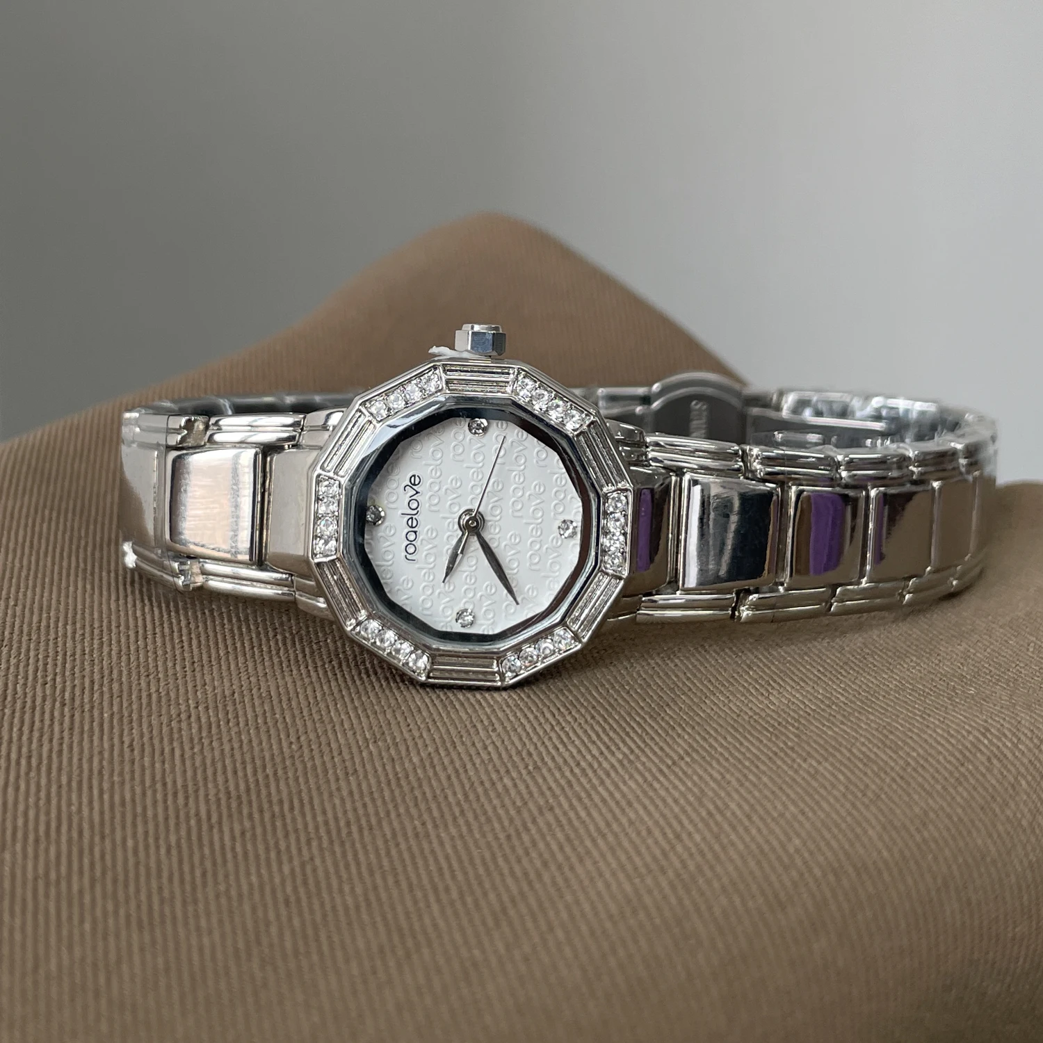ciloa-orologio-da-donna-piccolo-e-raffinato-regalo-di-lusso-nuovo-marchio-autentico-alla-moda-di-alta-qualita-orologio-al-quarzo-da-donna