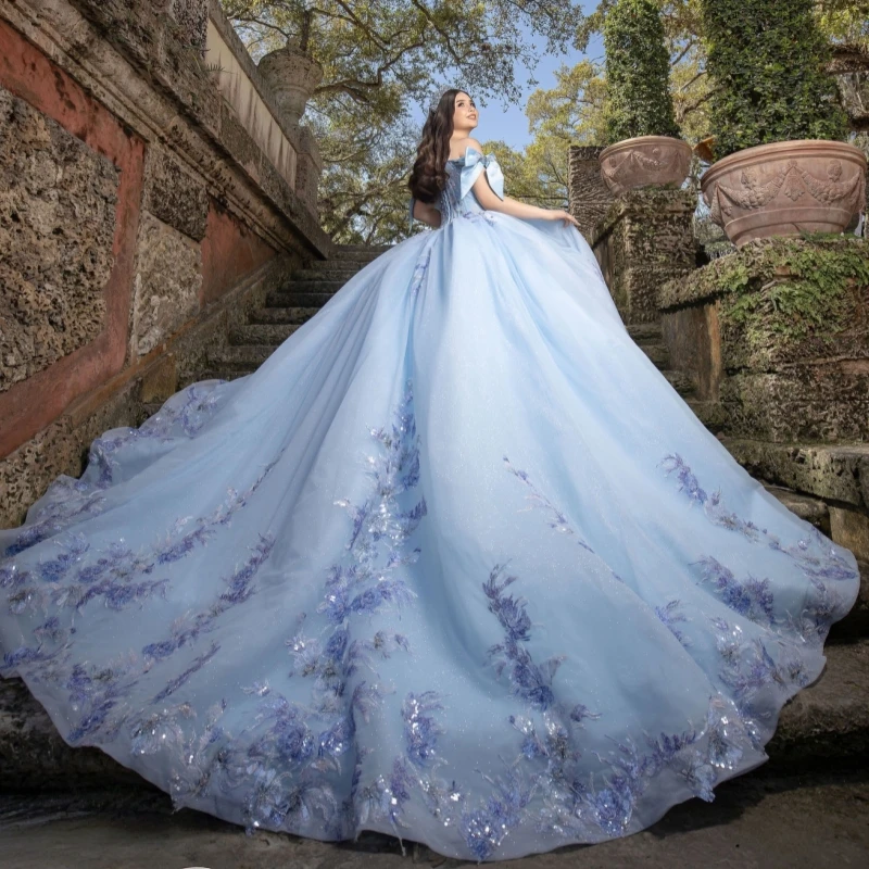 

Sky Blue Ball Gown Quinceanera Dresses Sequin Applique Lace Beading Crystal Bow Tull Corset Off Shoulder Sweet 16 Dress vestidos