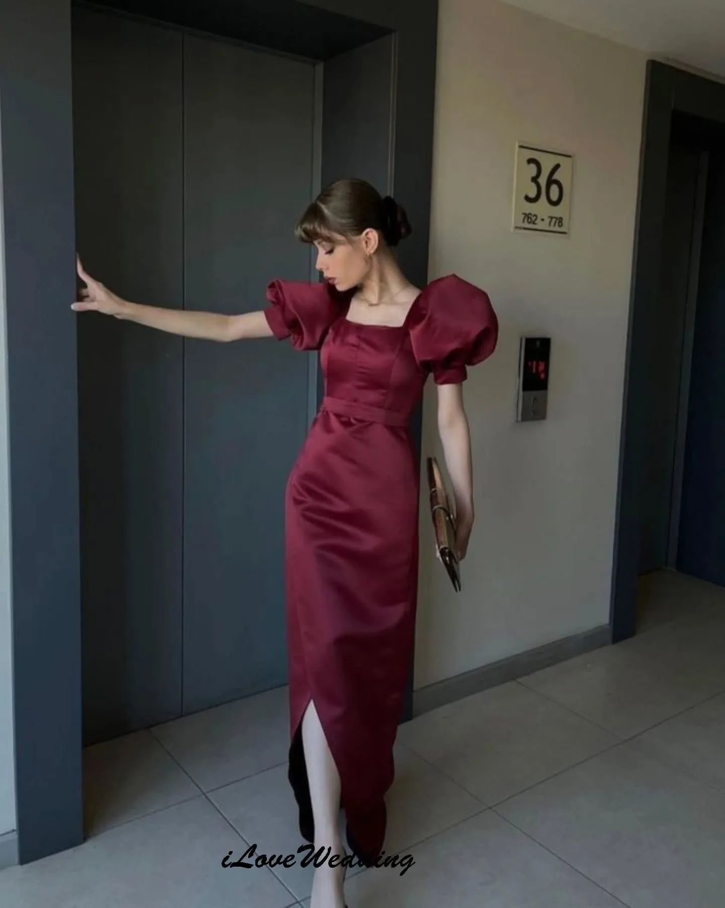 Abiti da sera con scollo quadrato bordeaux 2025 Abito da cerimonia nuziale da donna a maniche corte a palloncino Abito da cocktail lungo fino al pavimento personalizzato