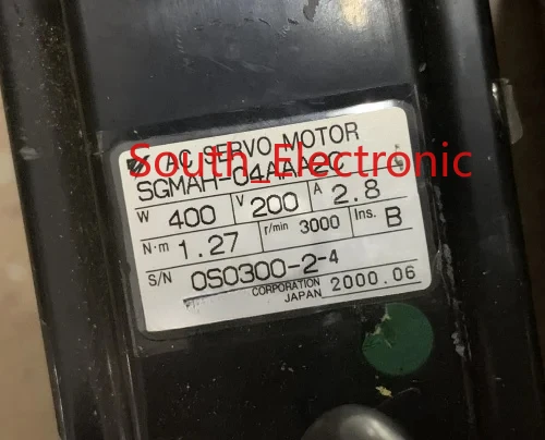 SGMAH-04AAA2C    SERVO MOTOR ,  In good working condition, free shipping