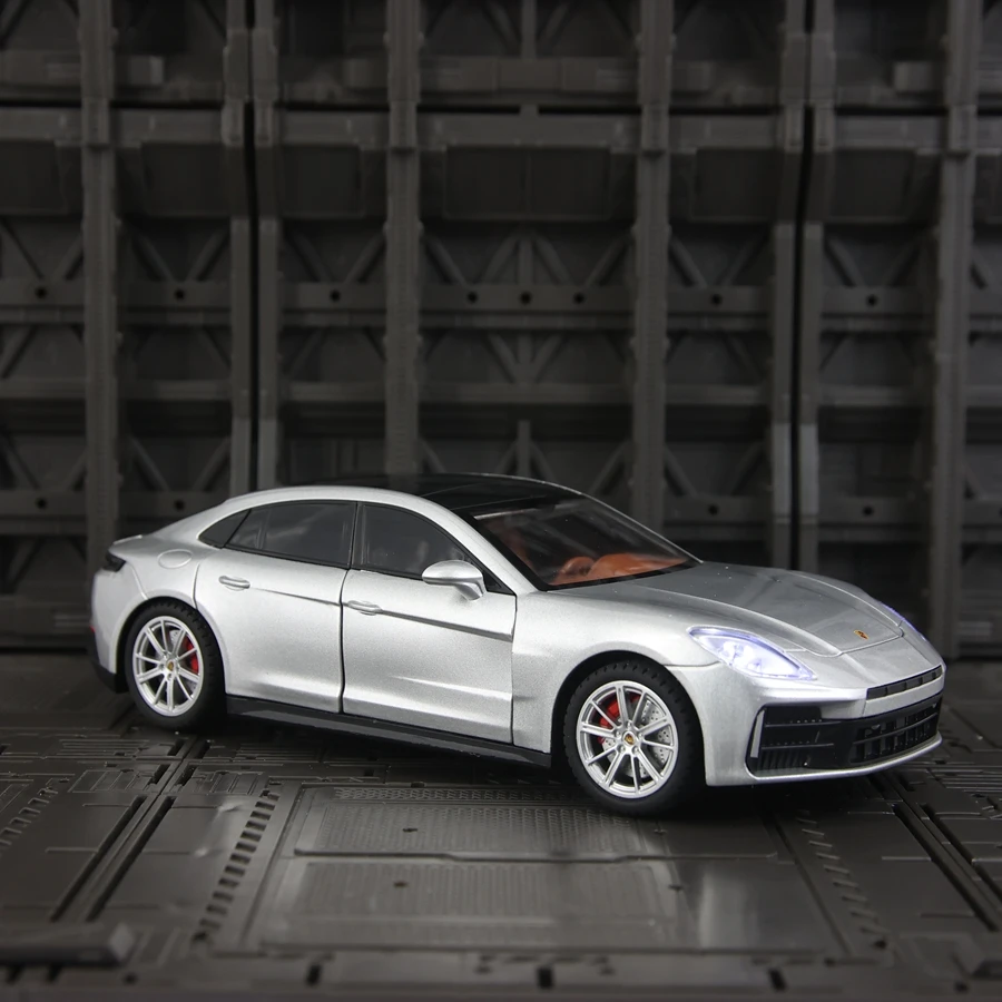Simulación 1:24, colección de adornos de modelo de coche de aleación Porsche Panamera, puertas y capó del motor, el maletero se puede abrir