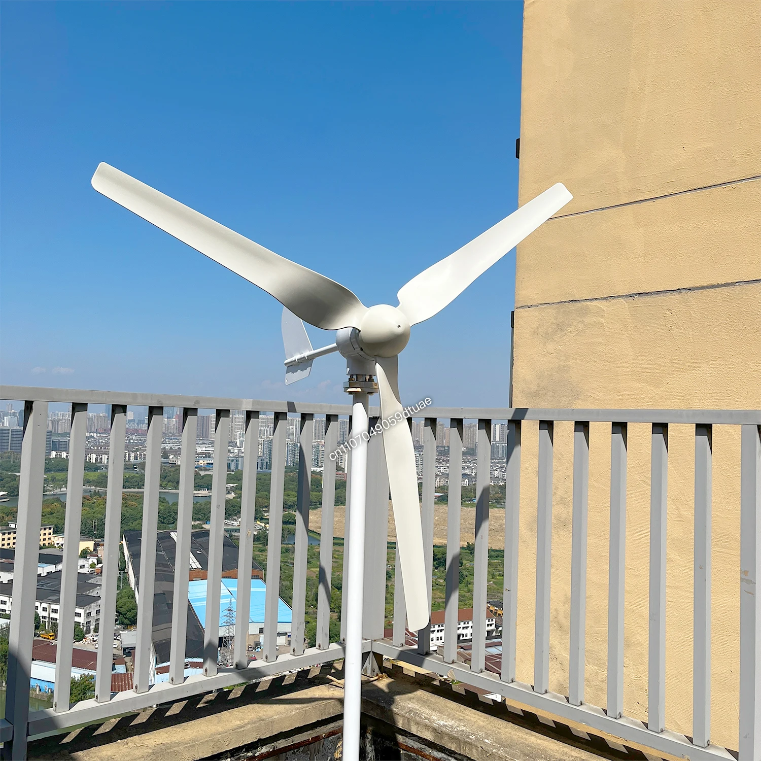 EU Delivery Horizontal Wind Turbine 12V/24V/48V 96V 8000W 10000W 20000W Low-Noise Household Hybrid With Free Charging Controller