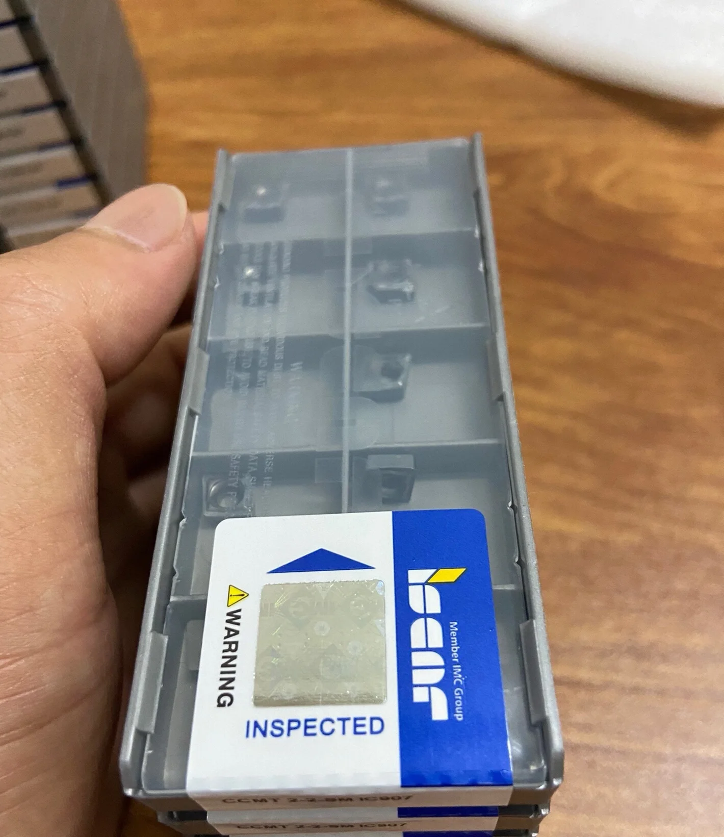 

Hard alloy cutting blades CCMT060208-SM IC907