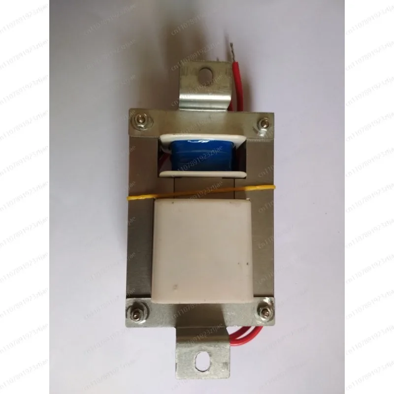 

Трансформатор для лампы-уничтожителя комаров/инсектицидной лампы средней мощности 57*16, высоковольтный, 220В/2500В, горизонтальный