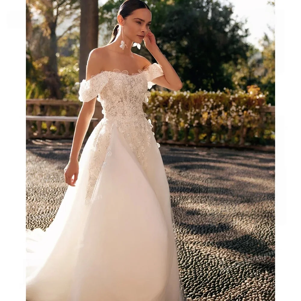 Vestido de novia romántico de tul con flores, Vestido de novia sin tirantes, Apliques de encaje, Vestido de novia con hombros descubiertos, Vestido de novia personalizado