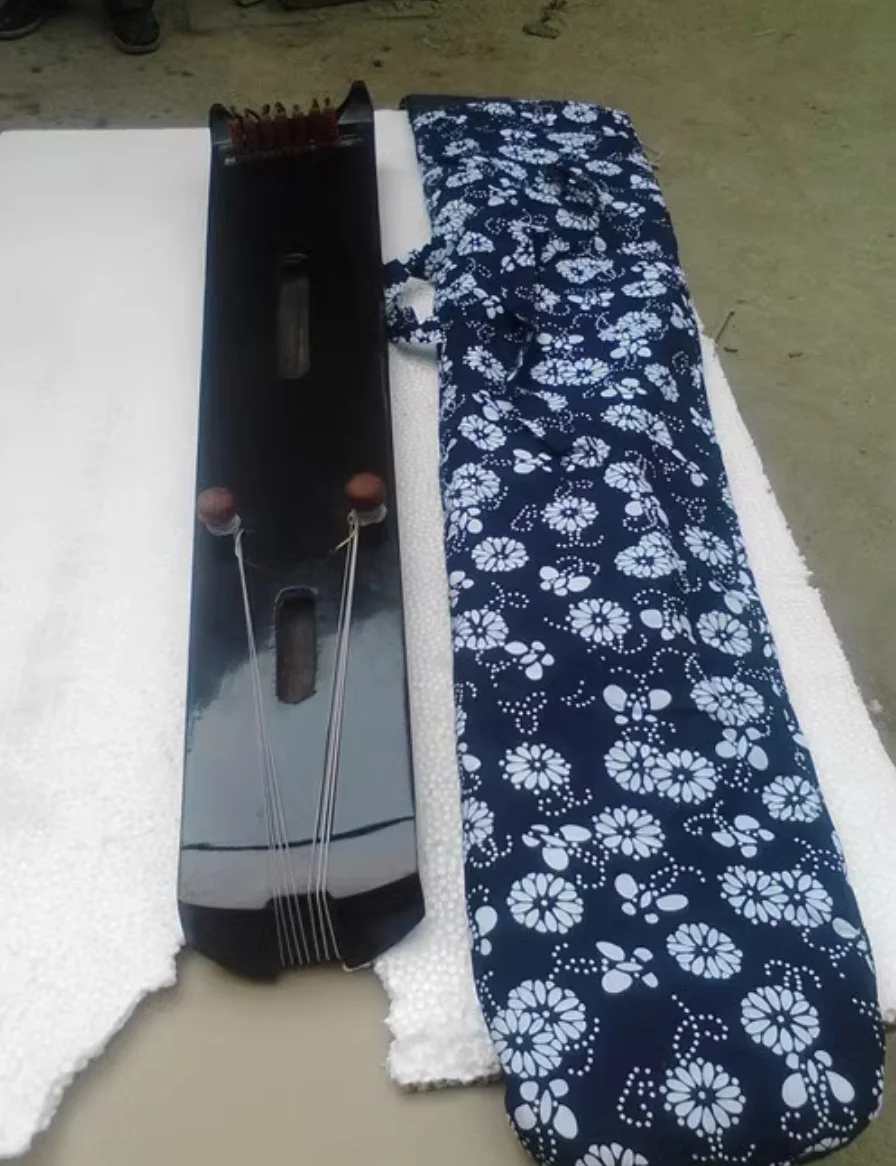 Small guqin Knee guqin Positive sum formula Chinese stringed instruments