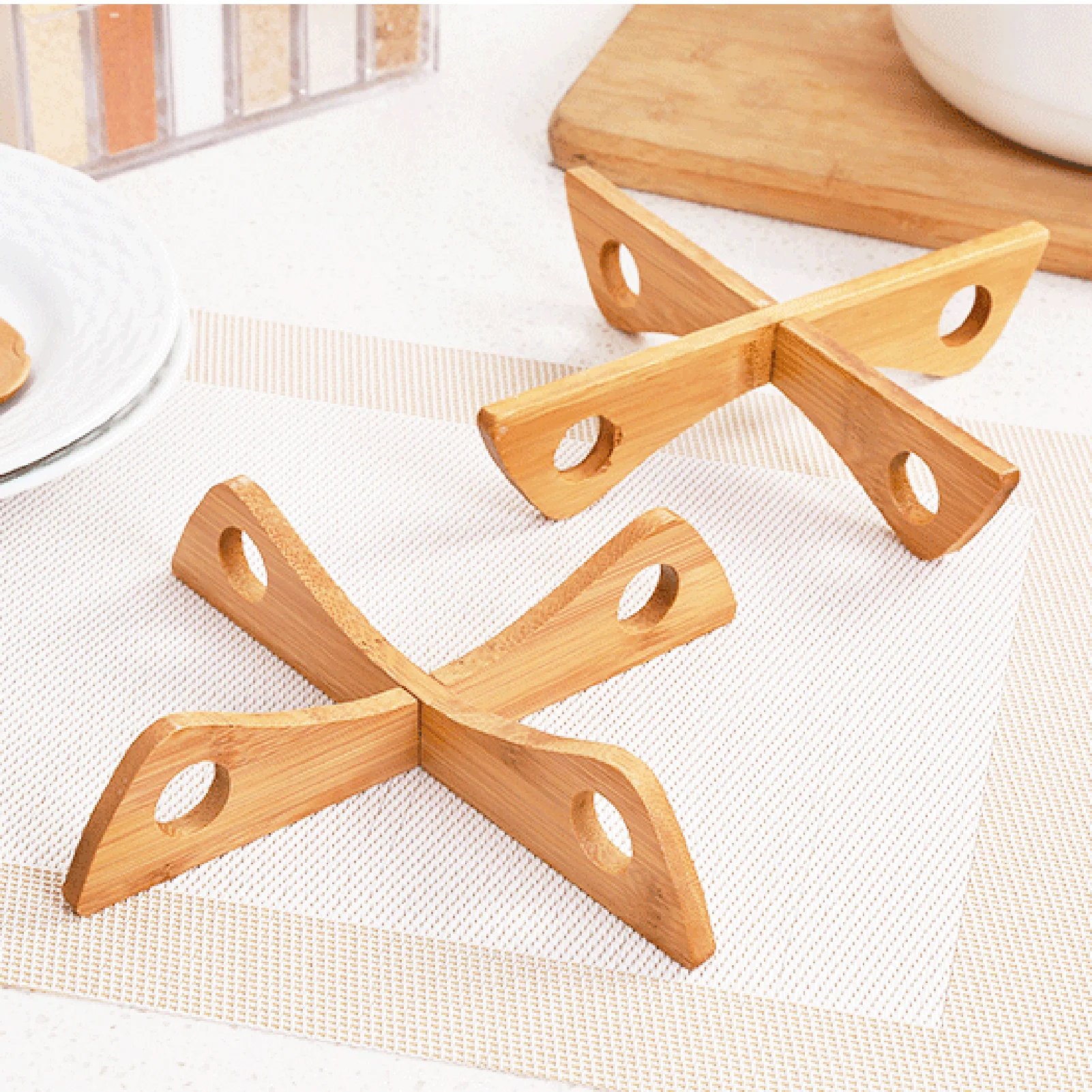 Bamboo Kitchen Cross Tray Holder Home Kitchen Non-Slip Bamboo Mat A Must-have Kitchen Accessory