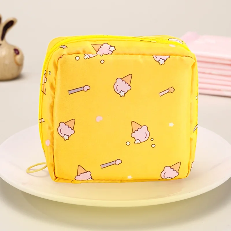 Cute Cartoon Sanitary Pad Storage Bag for Girls Menstrual Period, Portable Aunt Bag, Sanitary Napkin Sorting, Large Capacity Sma