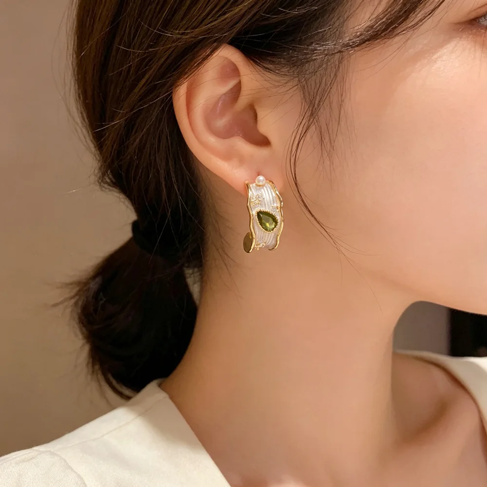 Thin coated water drop pearl irregular earrings temperament light luxury versatile simple earrings