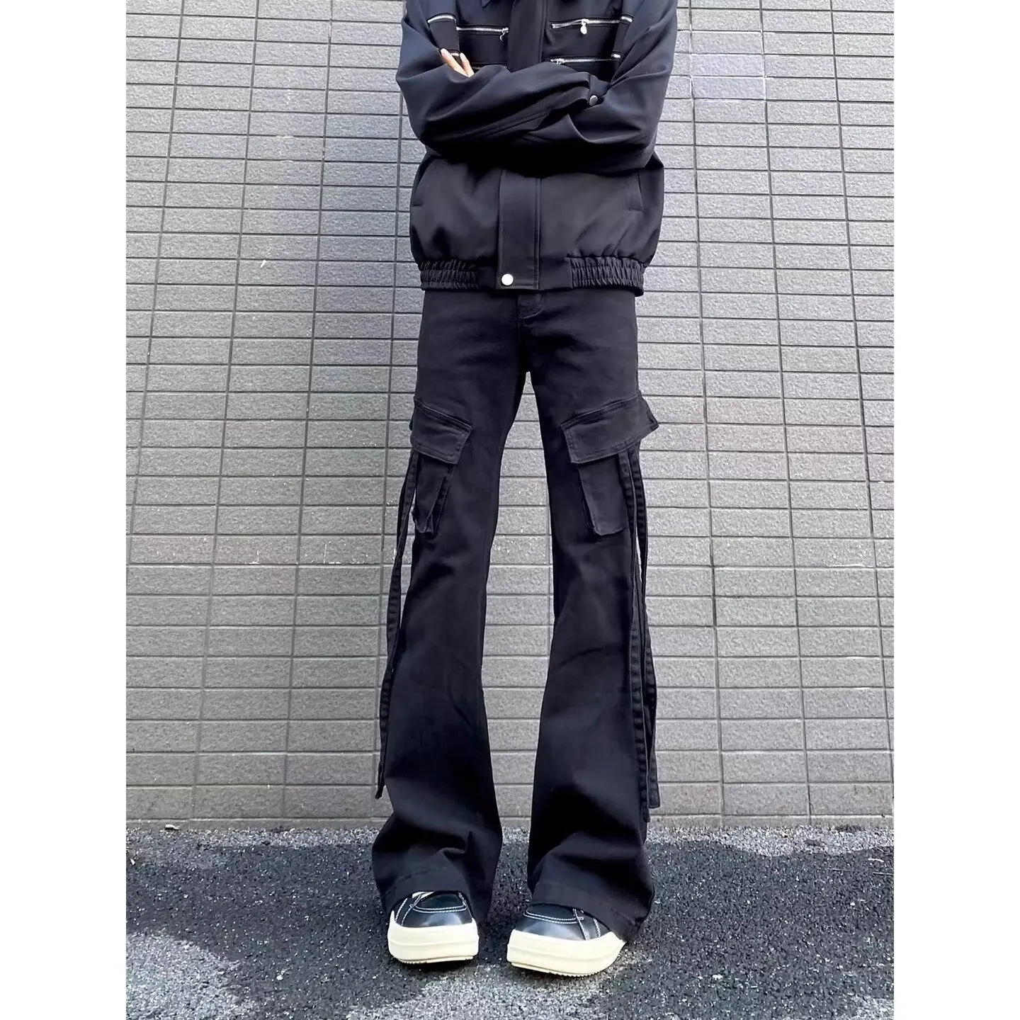 

Retro American Sle Multi-ket Workwear Jeans Loose Wide Leg Trousers for Men And Women High Street Faion Loose Slimming...