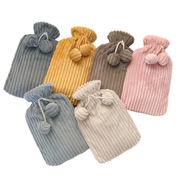 1L 2L ปลอกกำมะหยี่ขนแกะเทียมกันหนาวสำหรับกระบอกน้ำร้อนสามารถถอดออกได้ผ้าคลุมกันหนาวกันหนาว