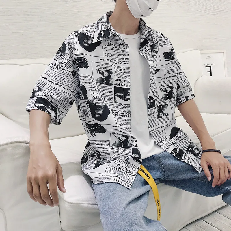 

Men Korean Style Newspaper Printed Streetwear Harajuku Shirts Summer Youth Trendy Casual Short Sleeve Loose Y2K Tops Ropa Hombre