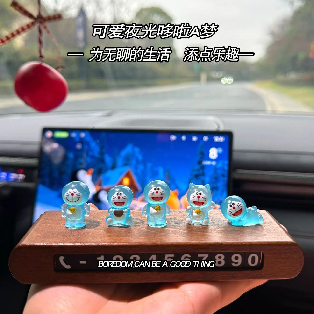 Doraemon Cute Glow-in-the-Dark Desktop Figurine,Healing Style,Office Computer Screen Center Console Decoration, Gift for Friends