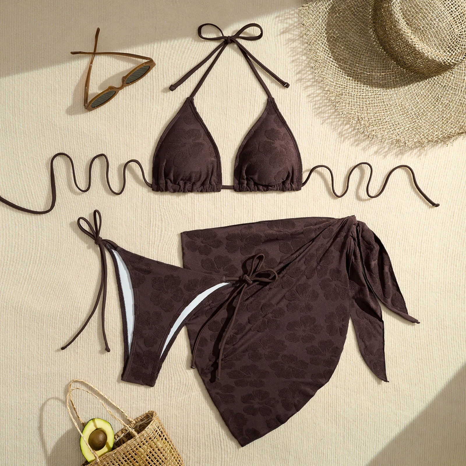 ชุดบิกินี่เซ็กซี่สำหรับผู้หญิง ชุดบราแบบผูกคอ ชุดกระโปรง 3 ชิ้น ชุดว่ายน้ำแบบคลุม ชุดว่ายน้ำแบบจีสตริง ชุดว่ายน้ำทรงสามเหลี่ยม บิกินี่ชายหาด ชุดว่ายน้ำสำหรับผู้หญิง