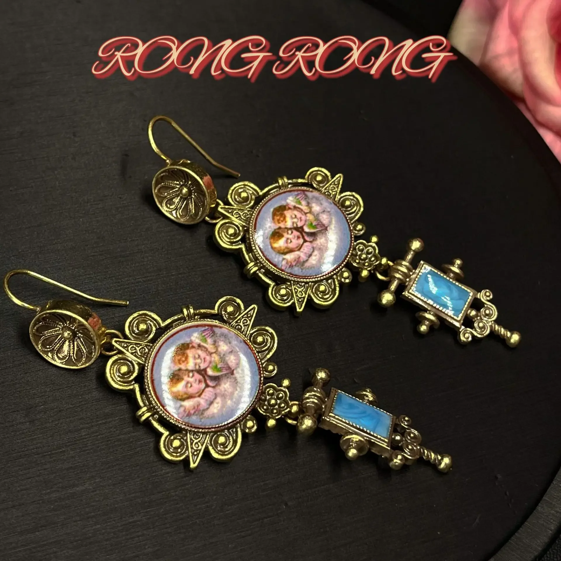 Retro Vintage Western Antique Palace Retro Angel Earrings Heavy Work Old European Exaggerated Earrings