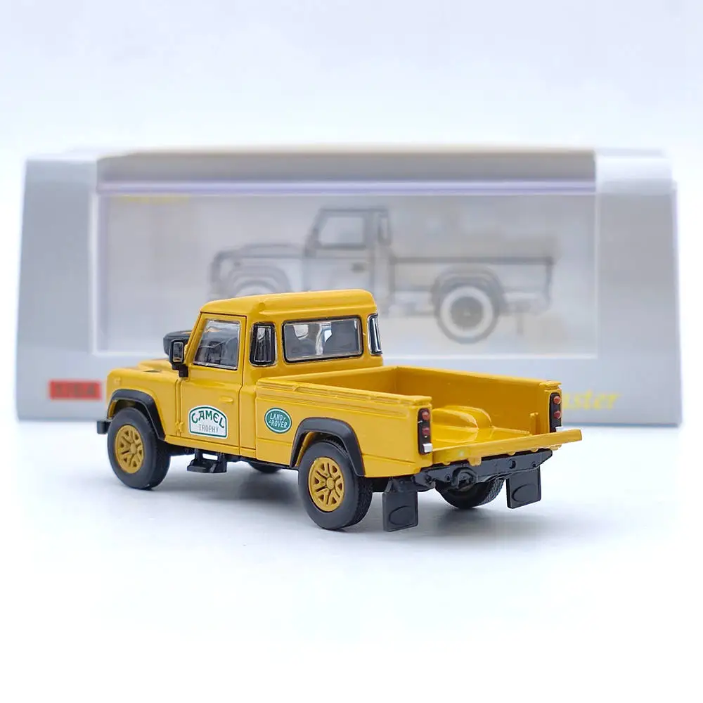 Master 1:64 Defender 110 Pickup Convertible Camel Cup Diecast Toys Car Models Collection Gifts