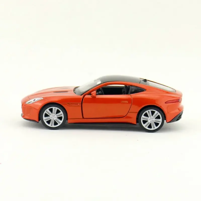 WELLY 1:36 JAGUAR F-Type Coupe original with drive pull back flip model car car car car model car model toy car Collect gift B39