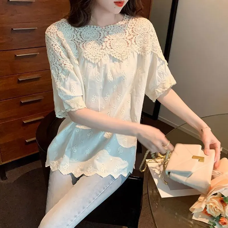 Summer Vintage Lace Hollow Out Patchwork Shirt Women\'s Clothing Solid Color All-match Stylish O-Neck Loose Short Sleeve Blouse