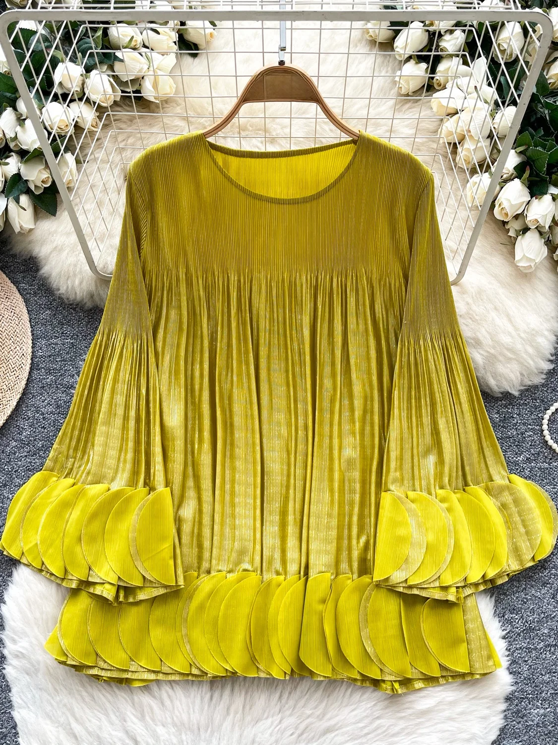 Slim Fit Dames T-shirt Koreaanse Sle Losse Svel Top met plooien en Bell Sves voor vrijetijdskleding in de zomer