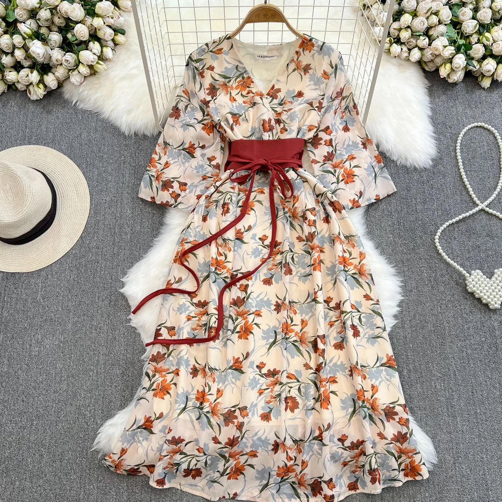 

Daily Japanese Casual Short Sleeved Long Dress V-neck Waist Cinching Slimming A-line Printed Dress