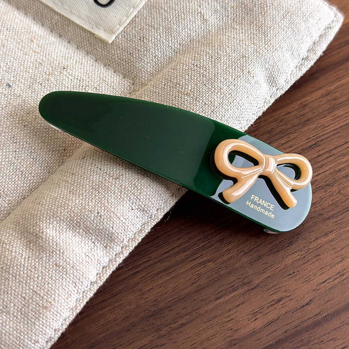 1 Stück koreanische Haarspange aus Acetat mit Kontrast-Schleife, praktische BB-Clip-Haarspange für die Seiten, dreieckige Haarspange – Detail 7