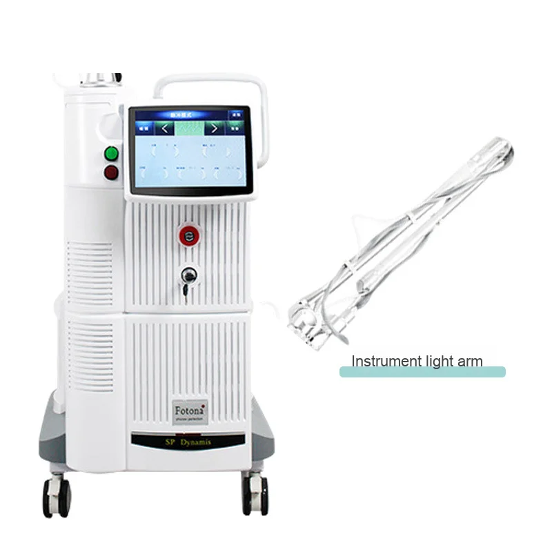 جهاز تجميل تجاري ليزر كسور CO2 لتقليل الخط لتجديد شباب البشرة وإزالة ندبات حب الشباب بشكل جيد