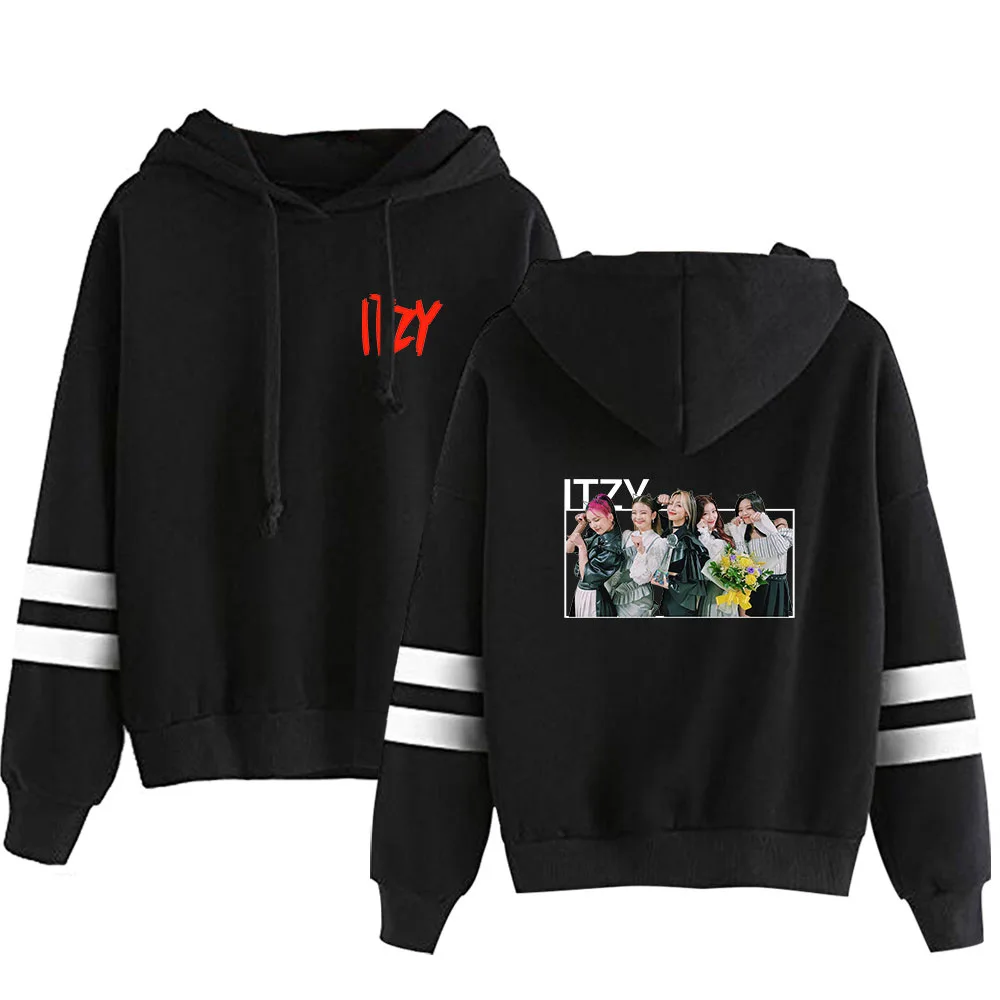 2022 New ITZY CRAZY IN LOVE Album Trendy 2D Printed Autumn And Winter Parallel Bars Hooded Bagless Sweater Kawaii Girl Clothes