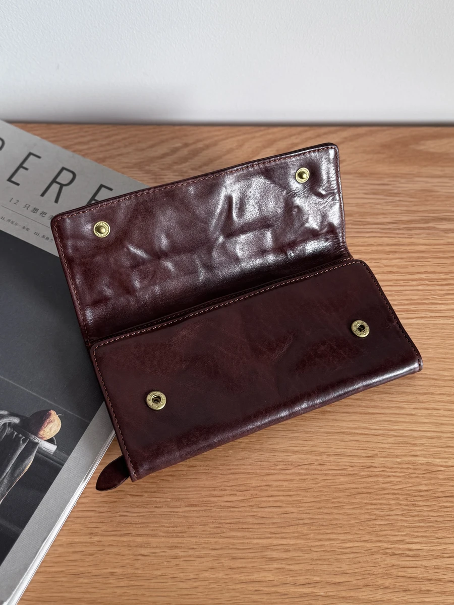 محفظة طويلة فاخرة من الطبقة الأولى من جلد البقر عالية الجودة محافظ ريترو متجعدة من جلد البقر حقيبة بطاقات الائتمان للجنسين