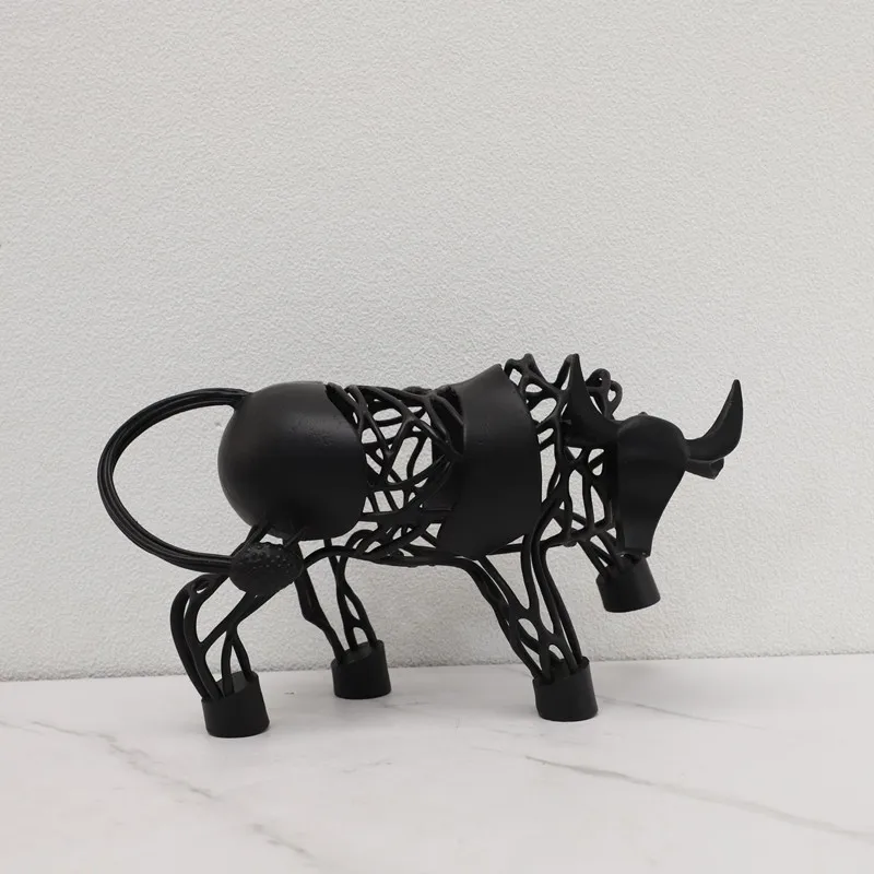 Abstract Art Cast Iron Ox Farmer Sculpture Ornament, Minimalist Black Metal Bull Animal Model Statue, Living Room Decoration