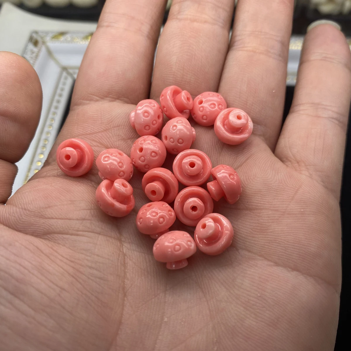 10pcs 8.2x10mm Mushroom-shaped Through-hole Beads Natural Shell Semi-finished Beads for Jewelry Making DIY Necklaces Bracelets