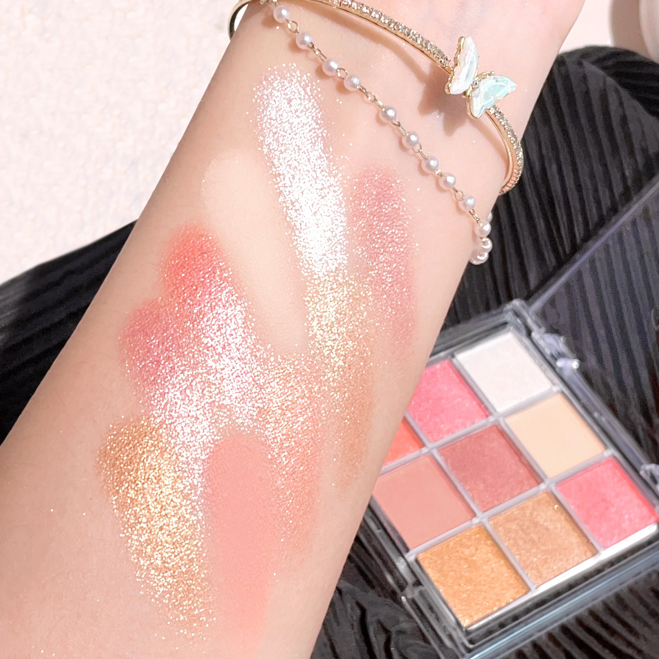 Nine Color Eye Shadow Plate, Non Flying Powder, Glitter Powder, Lasting Makeup, Daily Makeup