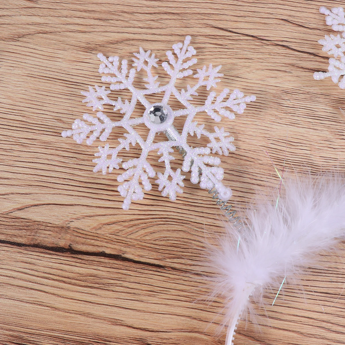 

2Pcs Snowflake Hair Hoops White Christmas Headband Party Favors Kids Hair Decoration Holiday Celebration Accessories