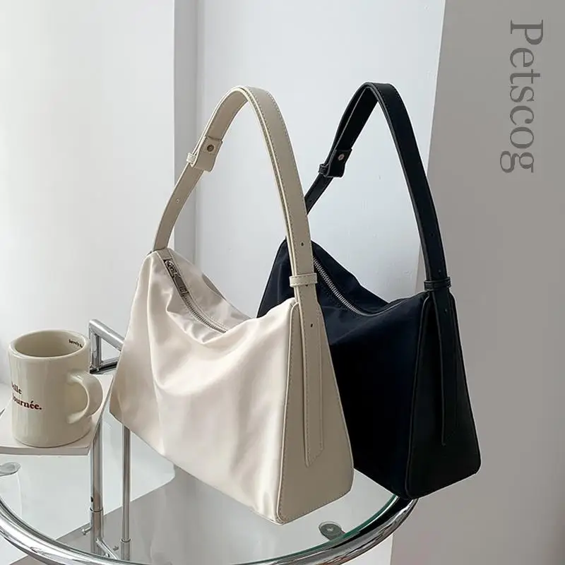 

Women's Shoulder Bag Solid Square Shopping Travel Handbags Large Capacity Simple Design Casual Ladies Crossbody Bags Black White