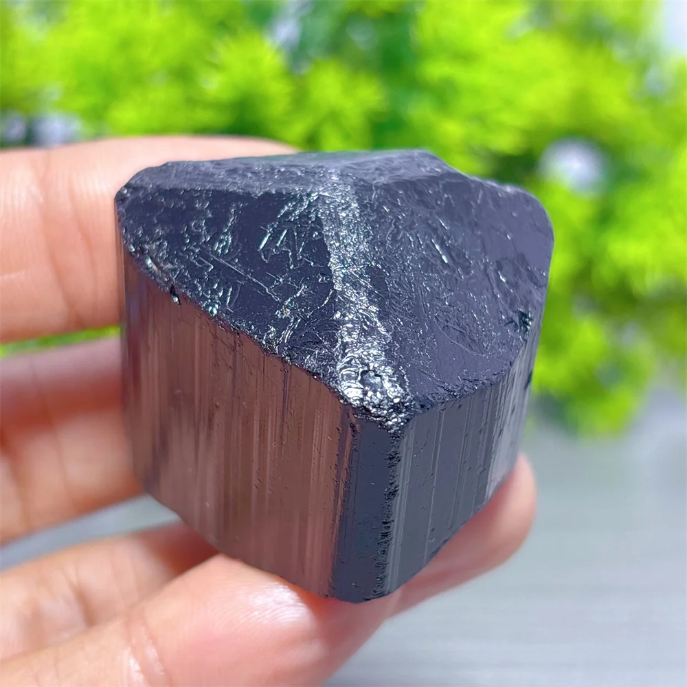 Black Tourmaline Specimen Natural Crystal Home Decor Items Room Decor Luck Quartz Stone Garden Reiki Healing Energy Love Gifts