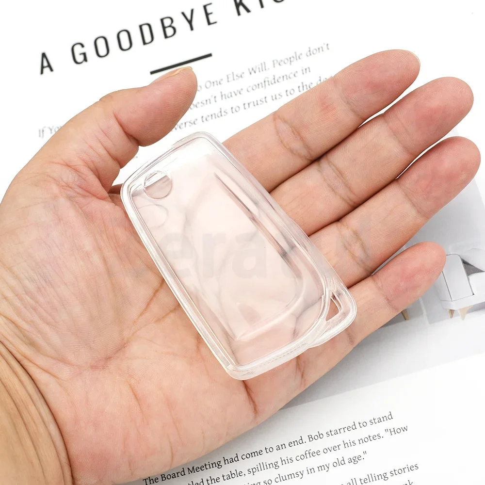 Auto Keychain Transparent TPU Shell For Toyota Verso C-HR Clicker Corolla Camry Aygo X Cross Yaris Prius Rav4 Knife Key Cover
