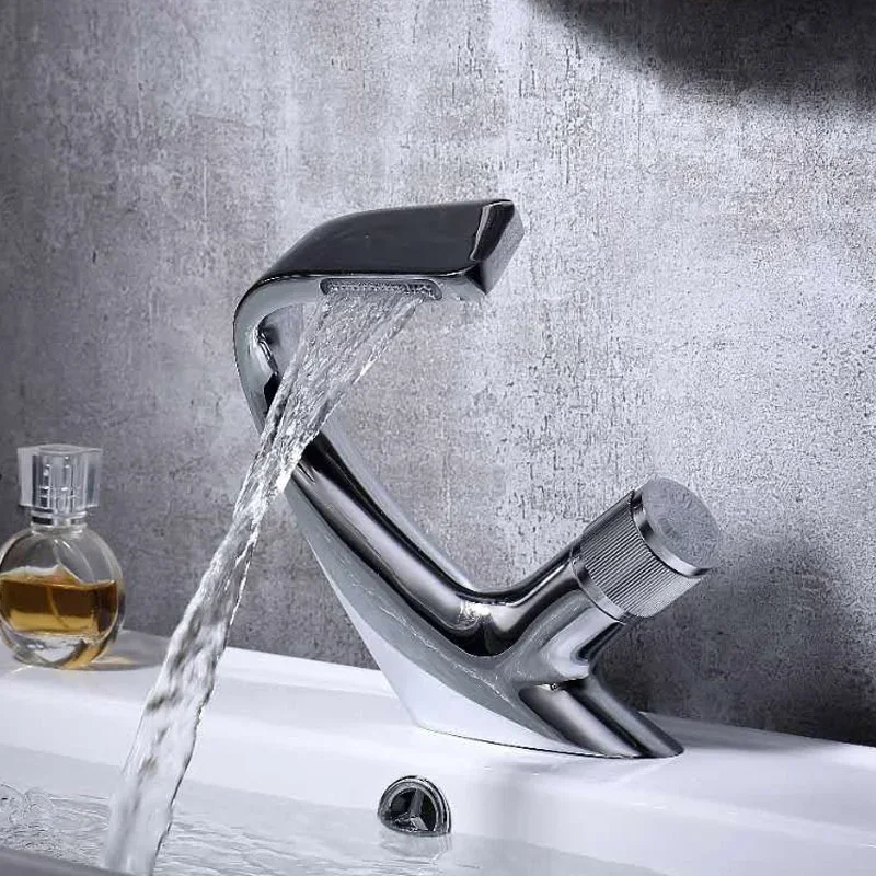 Basin Faucets Black Chrome Waterfall Basin Mixer Tap Bathroom Faucet Hot and Cold Brass Sink Water Crane torneira banheiro preta