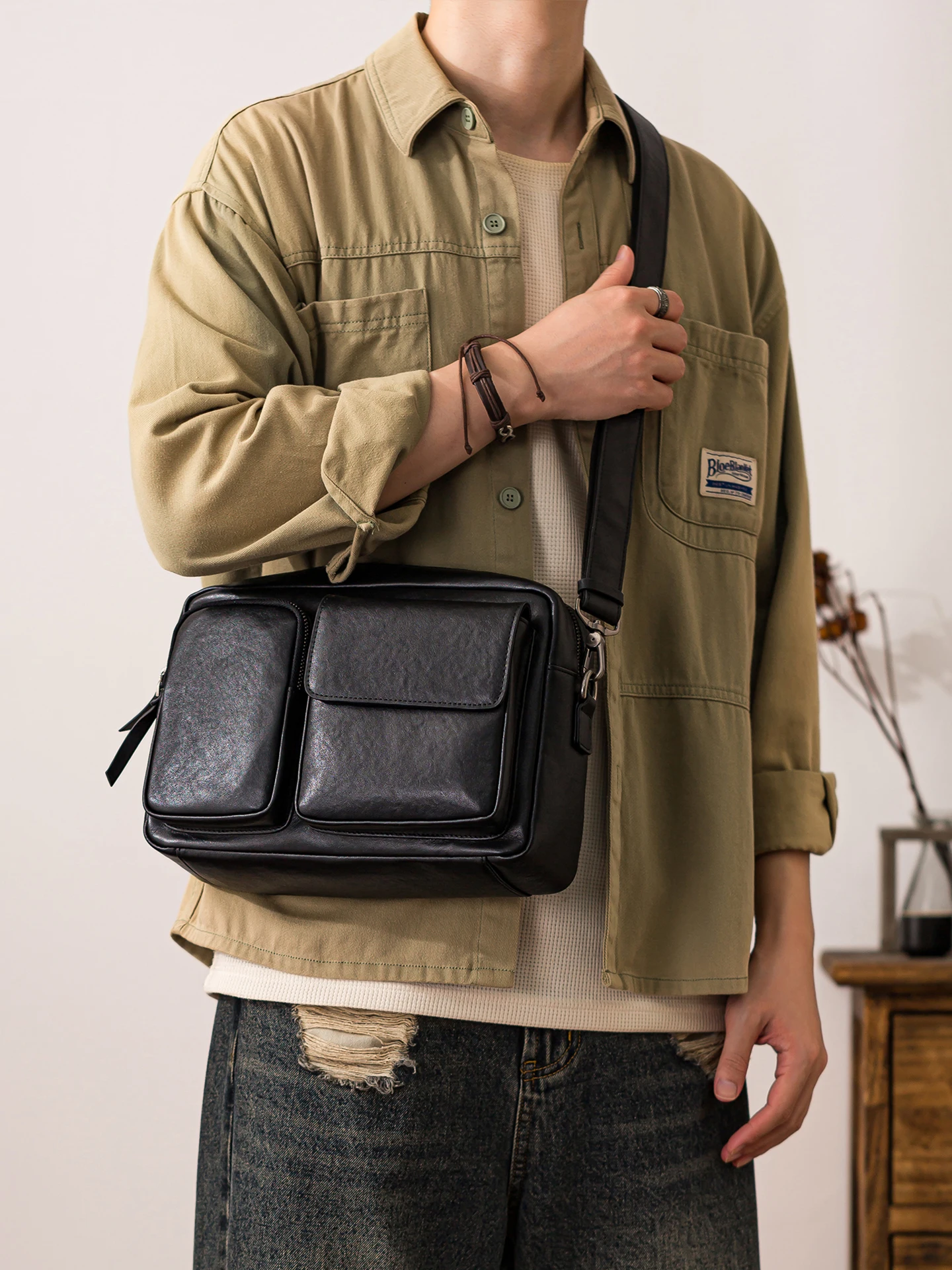 PNDME décontracté luxe première couche peau de vache hommes sac de messager en plein air travail quotidien banlieue en cuir véritable noir sac à bandoulière