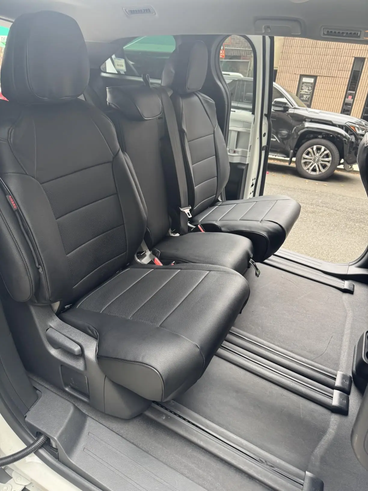 EKR Custom Fit Car Seat Covers for Toyota Sienna 2011-2026 LE XLE 8 Seats 2nd Row 4/2/4 Split Full Set Waterproof Seat Protector Seat Covers