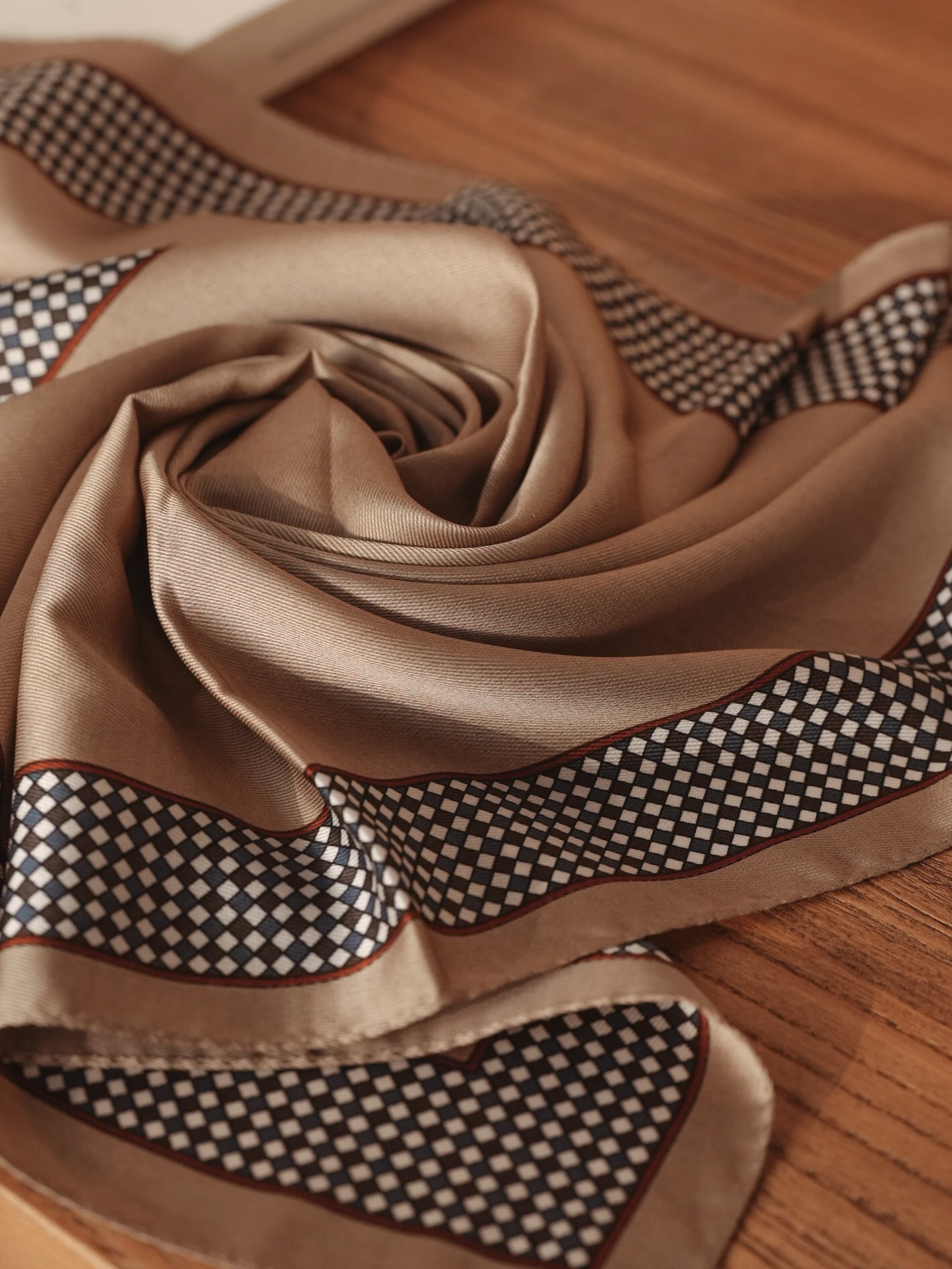 gotan-chic-simplistic-warm-milk-coffee-color-diagonal-patterned-scarf-70cm-korean-style-polyester-fiber-spring-autumn-winter