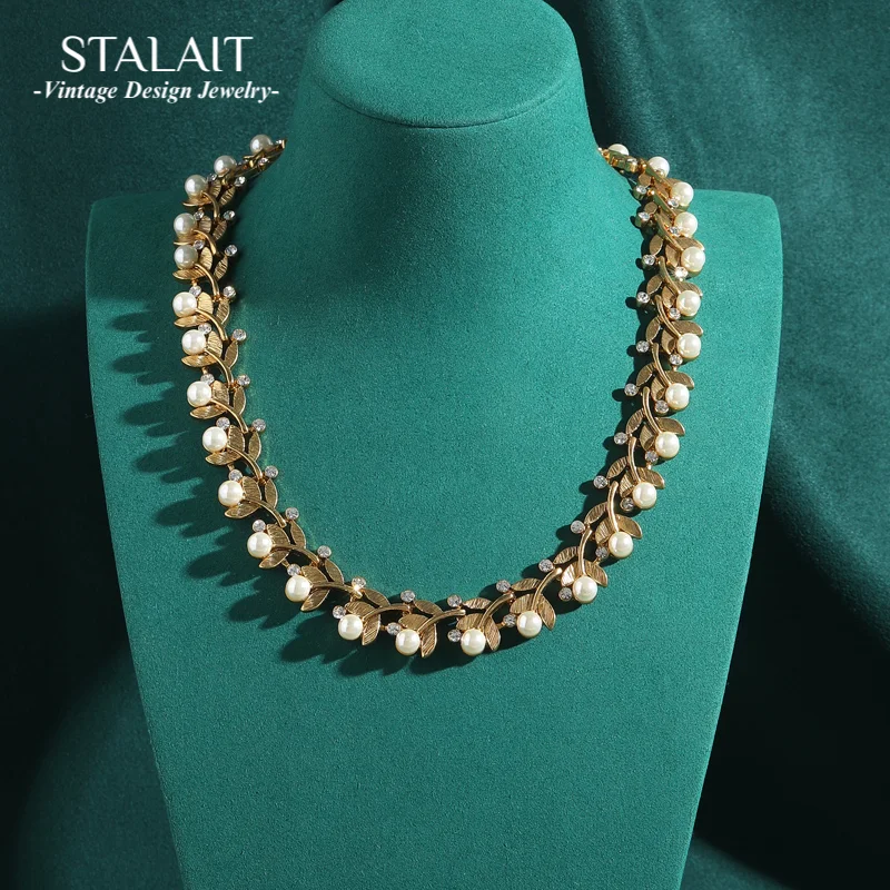 

Vintage Fashion Pearl Necklace Jewelry Antique Gold Color Leaf Round Beads Elegance Collar Accessories for Women Baroque Style