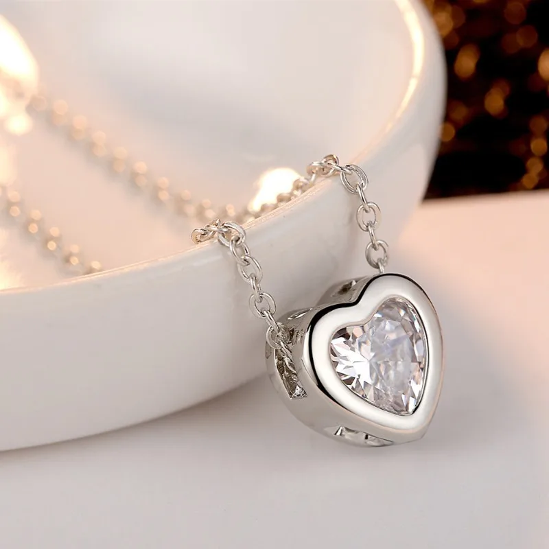 925 Sterling Silver Necklace Heart Pendant for Women Wedding Jewelry Engagement Fashion Exquisite Classics Holiday Gifts Party