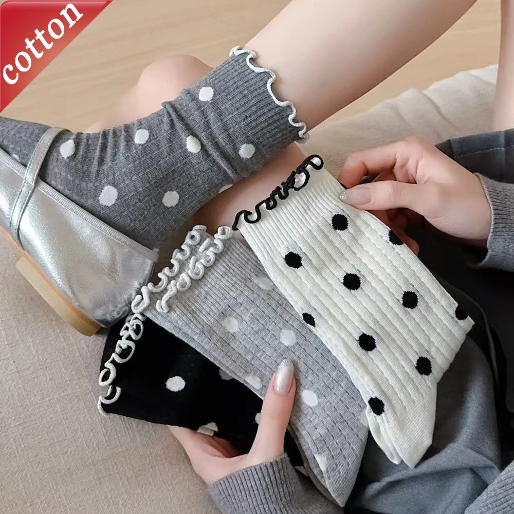 

5 Pairs Women's Socks Set Korean Cute Dot Casual Sweet Preppy Style Kawaii Mid Tube Socks Breathable Comfortable Cotton Socks