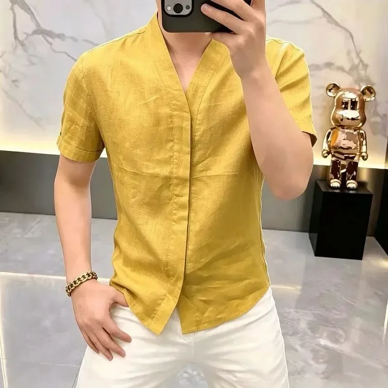 

Elegant Casual Short Sleeve Men's Shirt Luxury Minimalist Design No Collar Button-Up Top for Younger Middle-aged Business