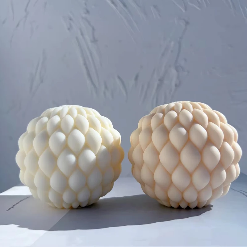 

Rotating Raindrop Ball Candle Mold Aesthetic Swirl Home Decoration Mold Geometric Bending Round Silicone Candle Mold